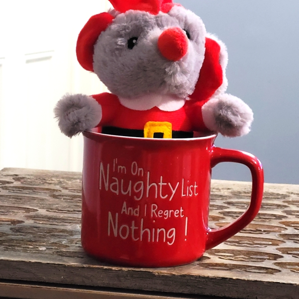 Christmas coffee mug with Santa mouse
